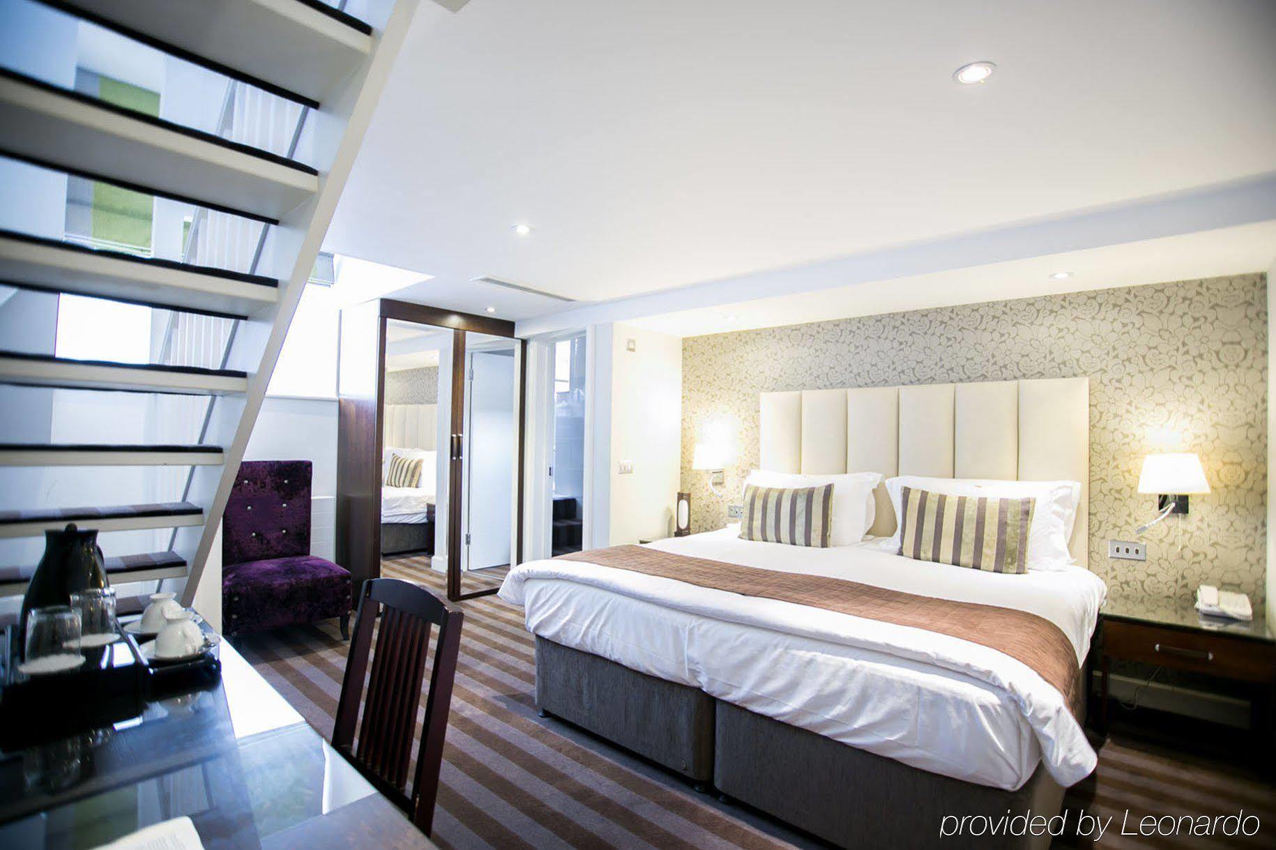 The Pillar Hotel London Exteriör bild