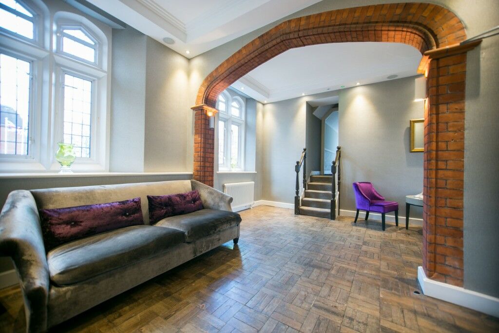 The Pillar Hotel London Exteriör bild
